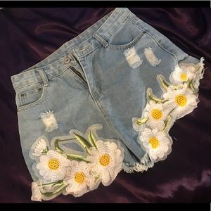 Brand new floral appliqué high waisted shorts